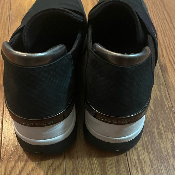 ⚠️ Michael Kors Felix Black and snake print premium trainers/sneakers - Picture 6 of 9